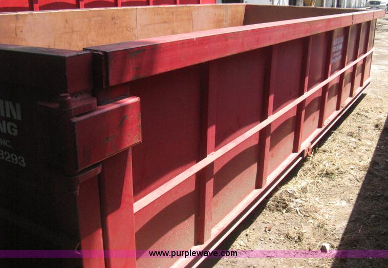 image for item H5433 2001 KL Metal Fab roll off dumpster