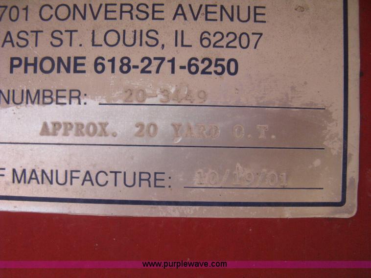 image for item H5433 2001 KL Metal Fab roll off dumpster