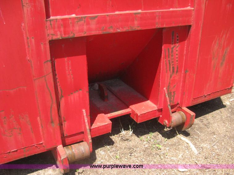 image for item H5434 2000 KL Metal Fab roll off dumpster