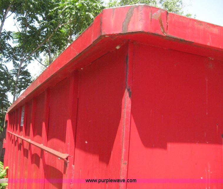 image for item H5434 2000 KL Metal Fab roll off dumpster