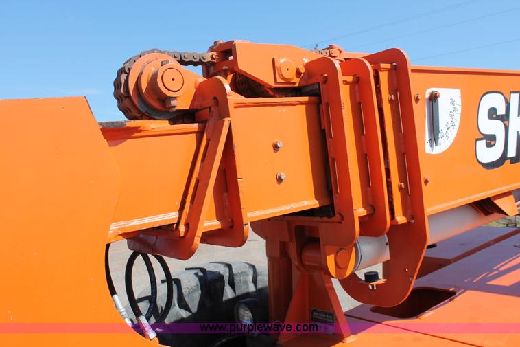 image for item H5643 2000 SkyTrak 10542 Legacy Series telehandler