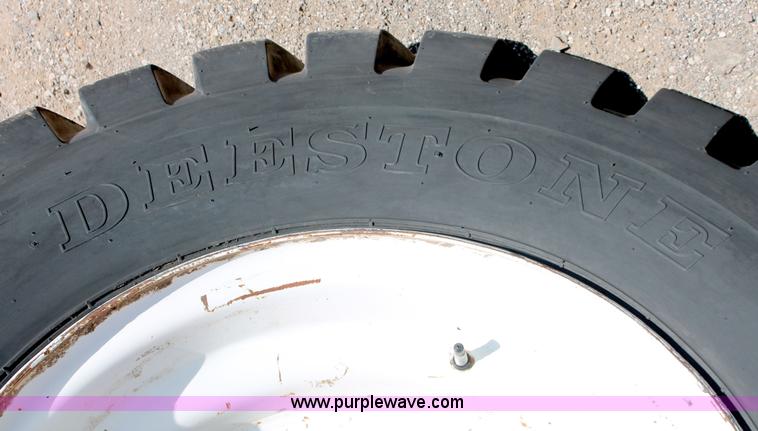 image for item H5643 2000 SkyTrak 10542 Legacy Series telehandler