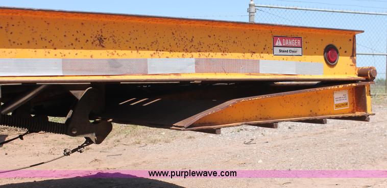 image for item H5694 1994 Etnyre SR30TL Hydratail step deck trailer