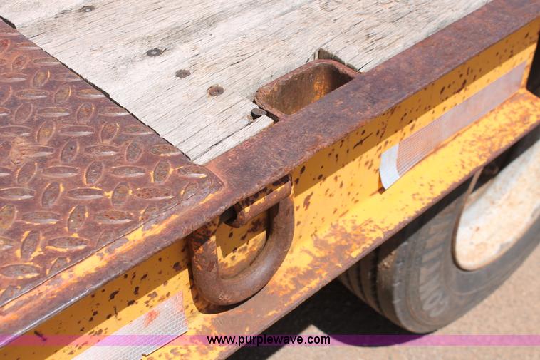 image for item H5694 1994 Etnyre SR30TL Hydratail step deck trailer