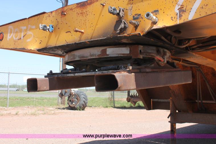 image for item H5694 1994 Etnyre SR30TL Hydratail step deck trailer