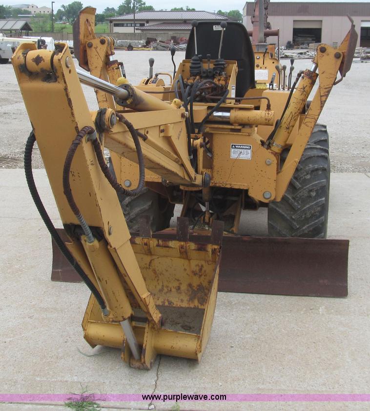 image for item H8995 1990 Case DH4B trencher