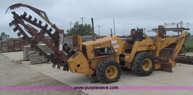 image for item H8995 1990 Case DH4B trencher