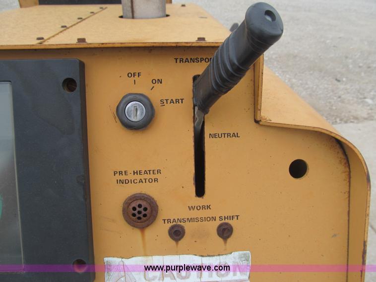 image for item H8995 1990 Case DH4B trencher