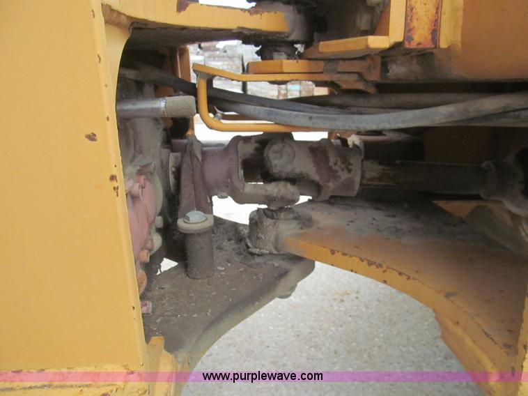 image for item H8995 1990 Case DH4B trencher