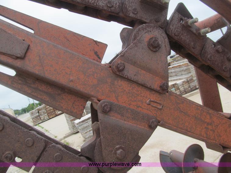 image for item H8995 1990 Case DH4B trencher