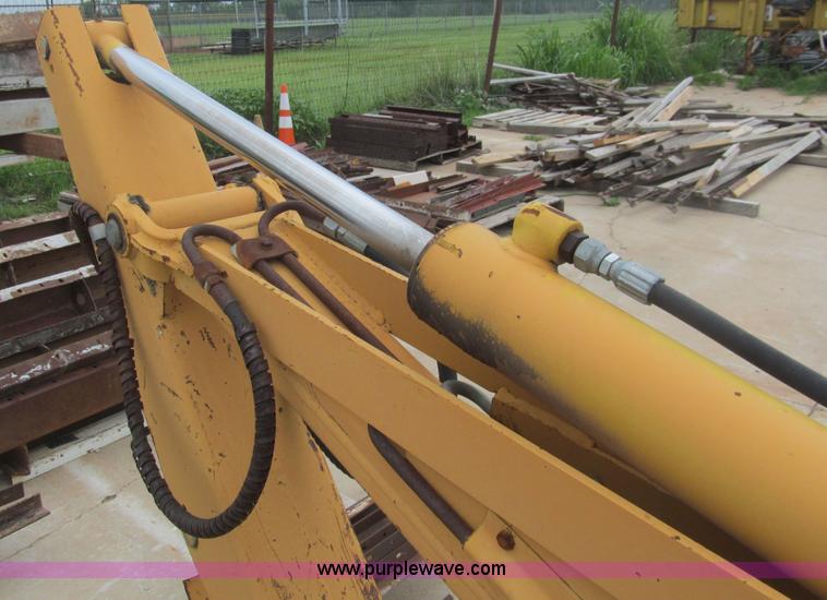 image for item H8995 1990 Case DH4B trencher