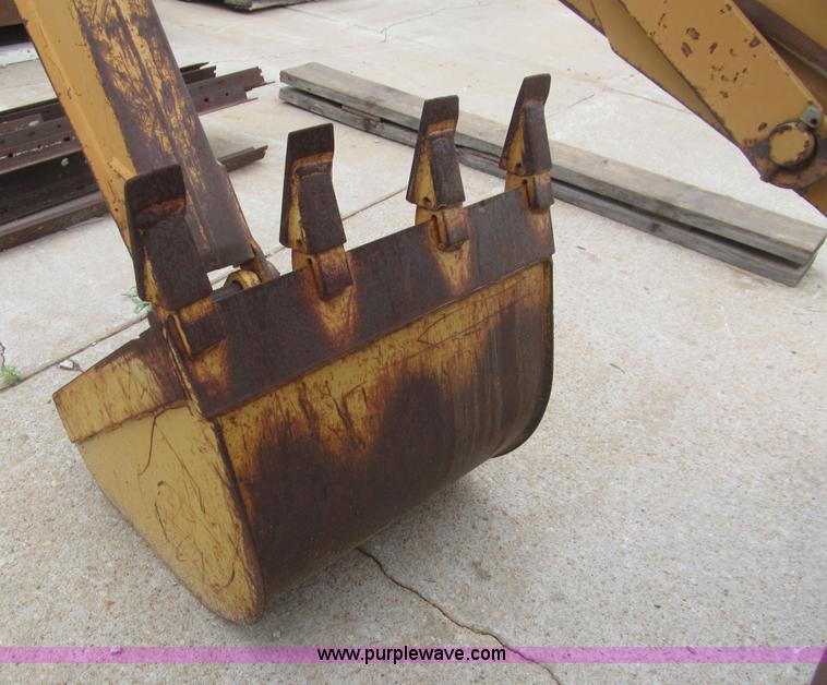 image for item H8995 1990 Case DH4B trencher