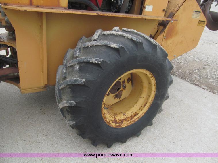 image for item H8995 1990 Case DH4B trencher