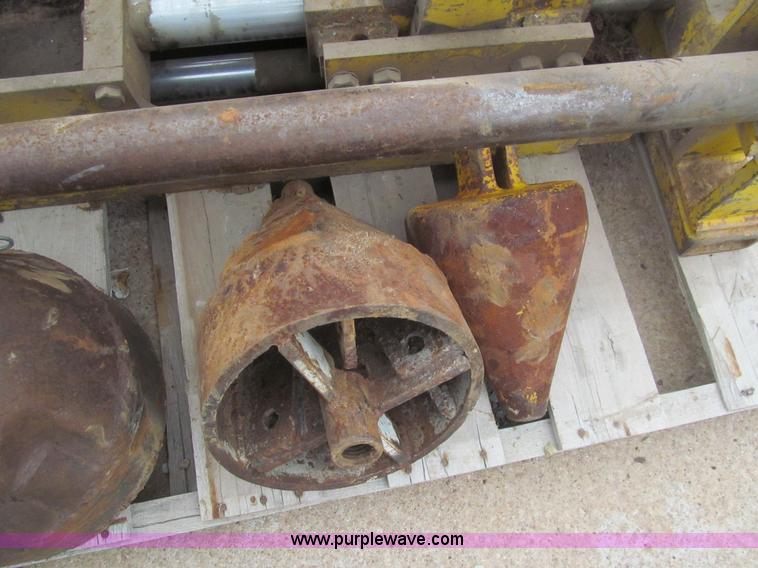 image for item H8996 Hydraulic impact mole