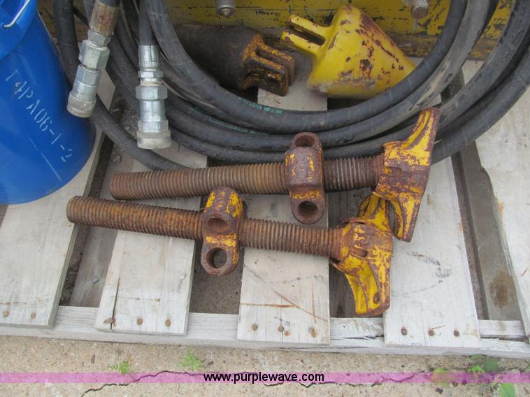 image for item H8996 Hydraulic impact mole