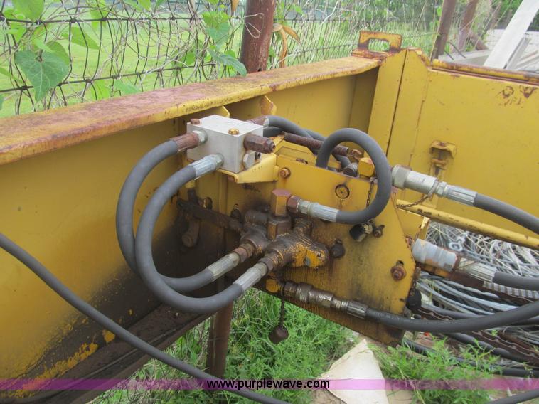 image for item H8997 1988 Bidwell RF100 bridge deck paver