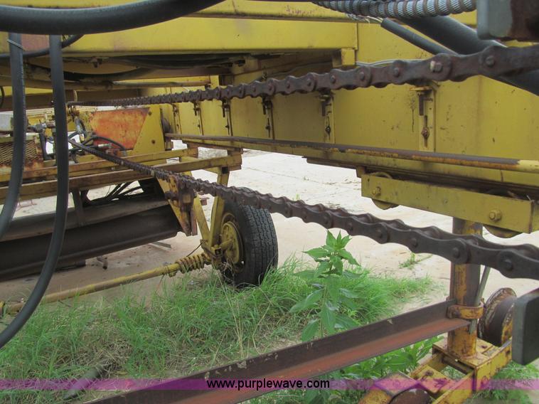 image for item H8997 1988 Bidwell RF100 bridge deck paver