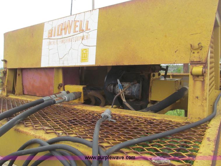 image for item H8997 1988 Bidwell RF100 bridge deck paver