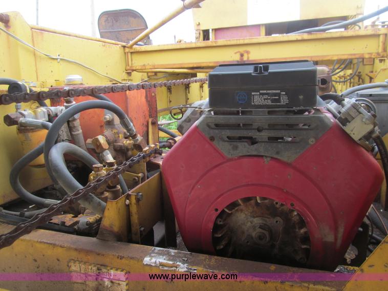 image for item H8997 1988 Bidwell RF100 bridge deck paver