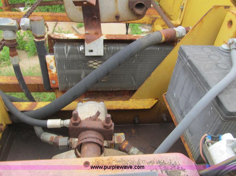 image for item H8997 1988 Bidwell RF100 bridge deck paver