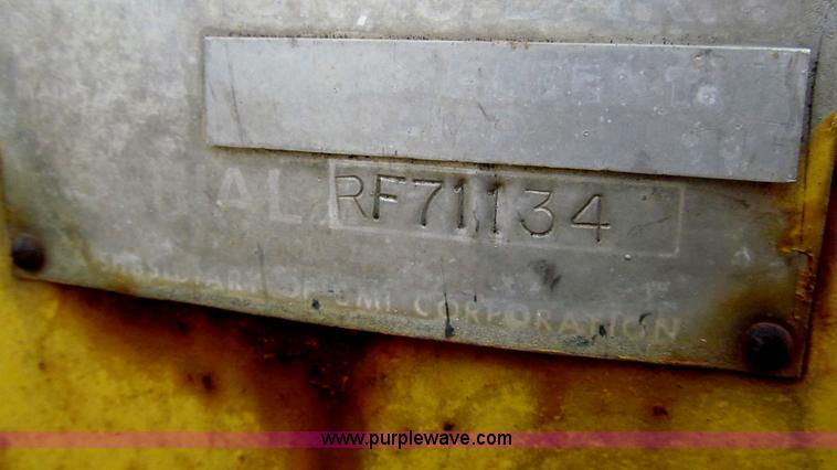 image for item H8997 1988 Bidwell RF100 bridge deck paver