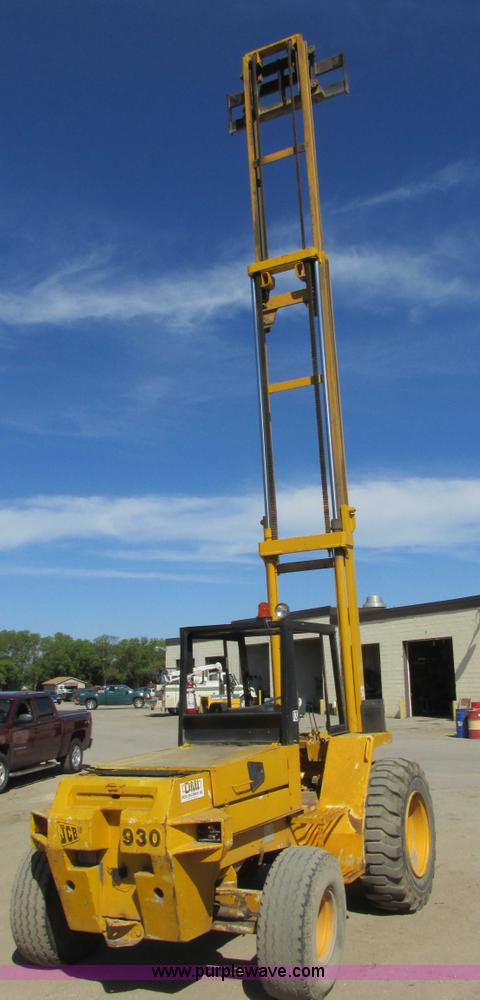 image for item I2549 1987 JCB 930 rough terrain forklift