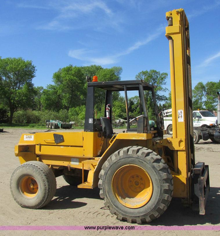 image for item I2549 1987 JCB 930 rough terrain forklift