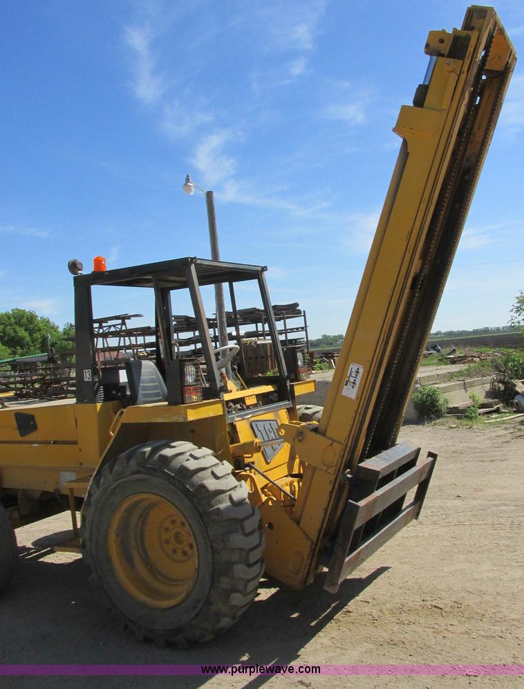 image for item I2549 1987 JCB 930 rough terrain forklift