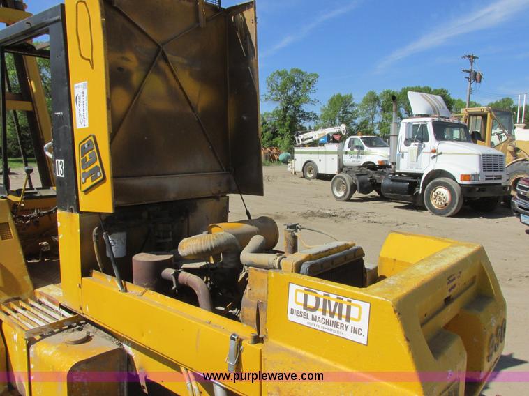 image for item I2549 1987 JCB 930 rough terrain forklift