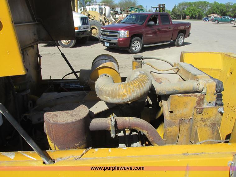 image for item I2549 1987 JCB 930 rough terrain forklift