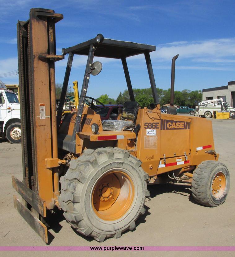 image for item I2550 1996 Case 586E rough terrain forklift