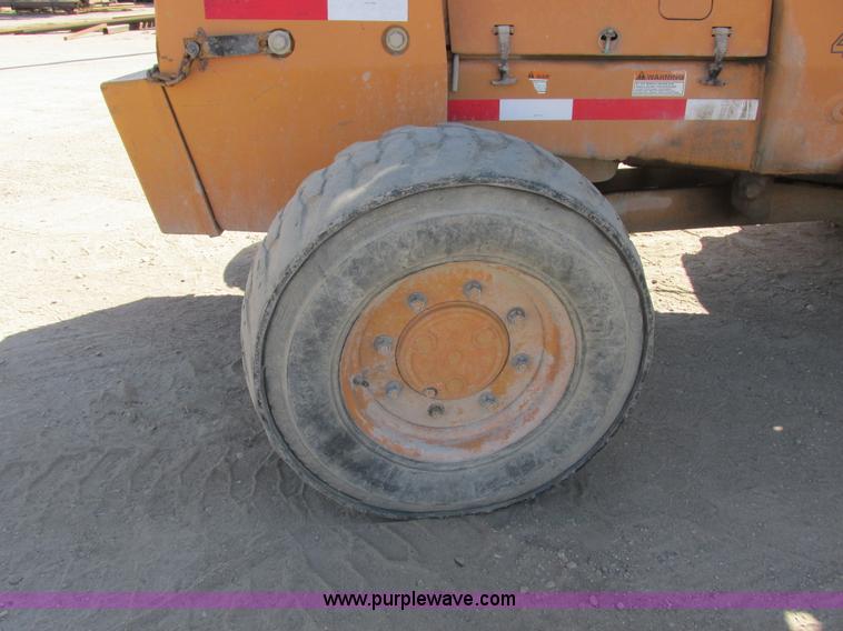 image for item I2550 1996 Case 586E rough terrain forklift