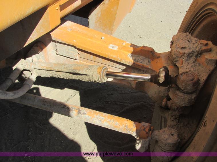 image for item I2550 1996 Case 586E rough terrain forklift