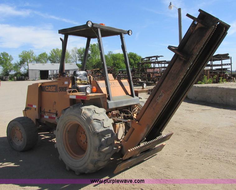 image for item I2550 1996 Case 586E rough terrain forklift