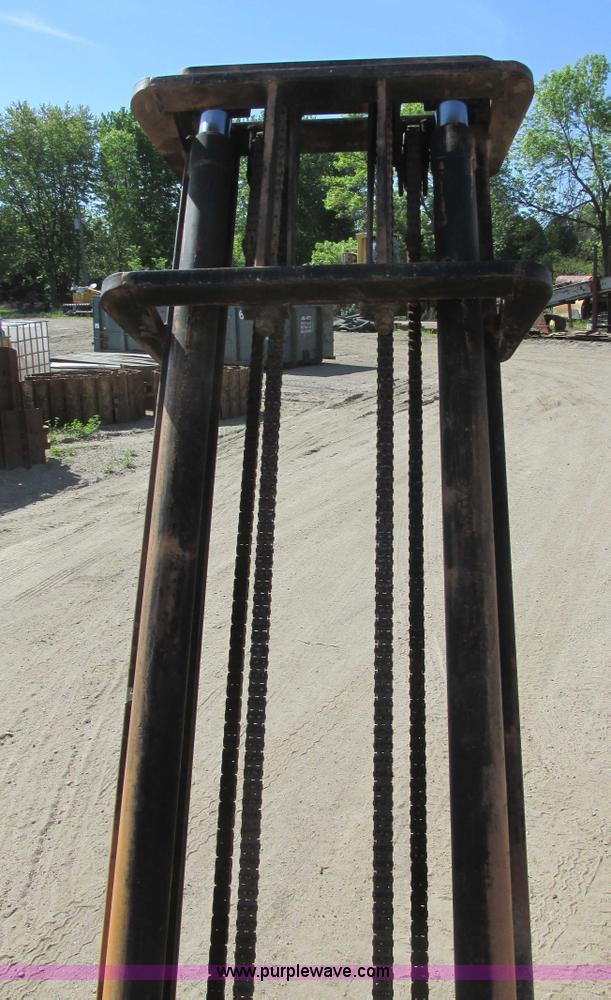 image for item I2550 1996 Case 586E rough terrain forklift