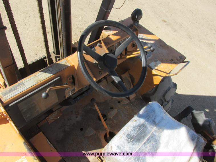 image for item I2550 1996 Case 586E rough terrain forklift