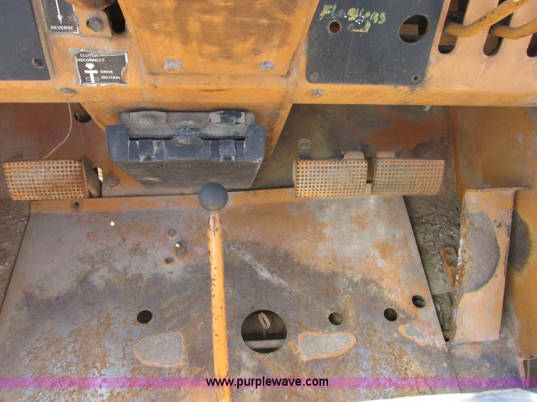 image for item I2550 1996 Case 586E rough terrain forklift