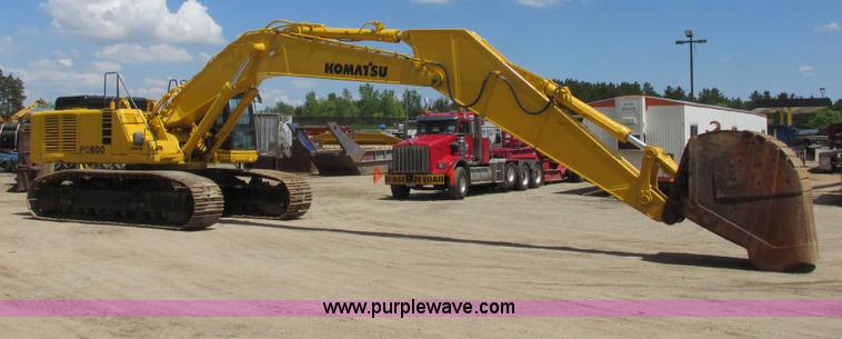 image for item I2551 2002 Komatsu PC600LC-6 excavator