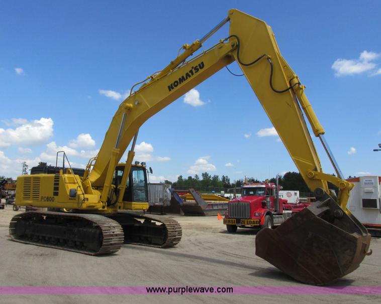 image for item I2551 2002 Komatsu PC600LC-6 excavator