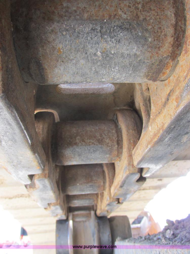 image for item I2551 2002 Komatsu PC600LC-6 excavator