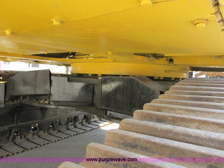 image for item I2551 2002 Komatsu PC600LC-6 excavator