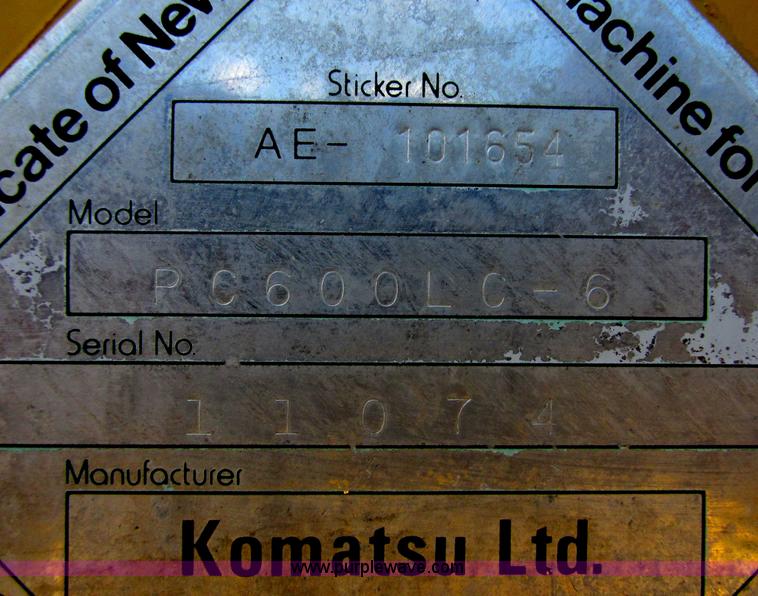 image for item I2551 2002 Komatsu PC600LC-6 excavator