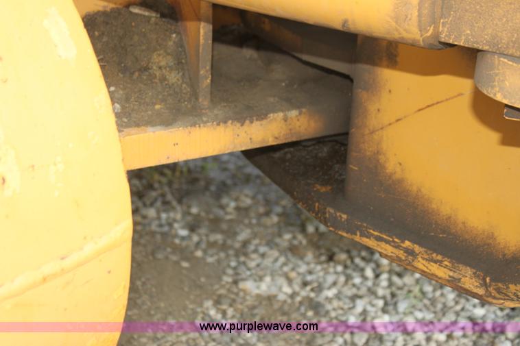 image for item I7355 1989 Dresser 850 articulated motor grader