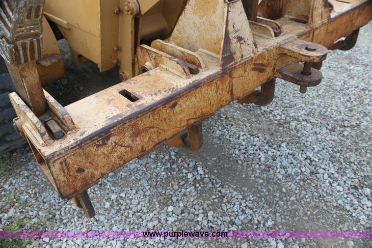 image for item I7355 1989 Dresser 850 articulated motor grader