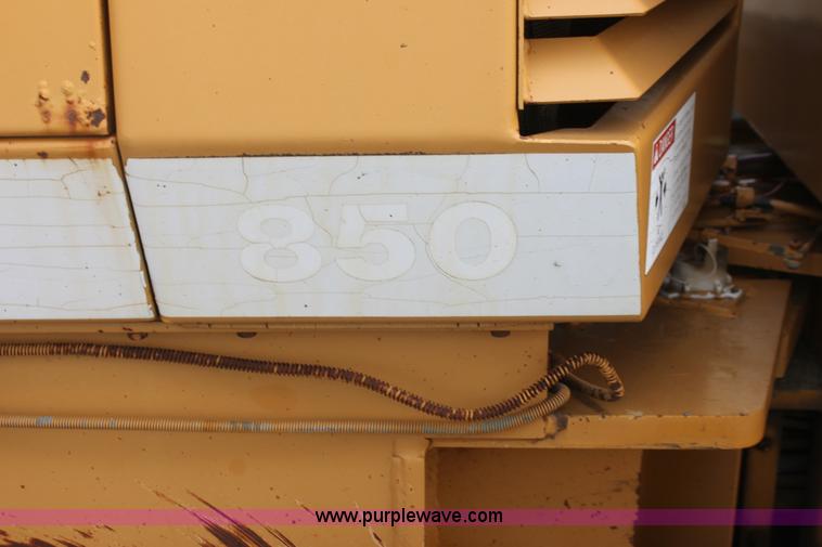 image for item I7355 1989 Dresser 850 articulated motor grader