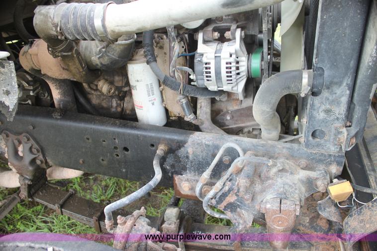 image for item I7356 1994 Ford LT8000 dump truck