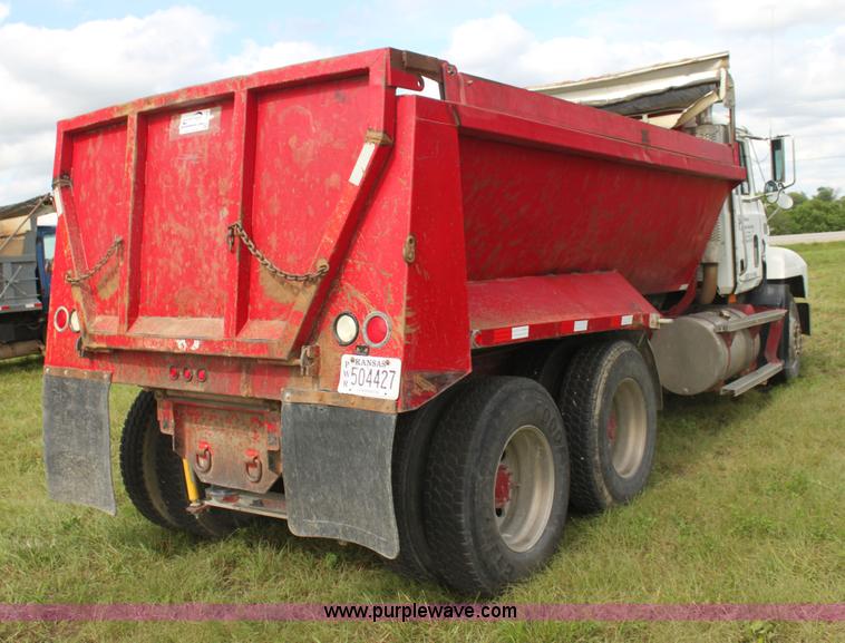 image for item I7357 1999 Mack CH613 dump truck