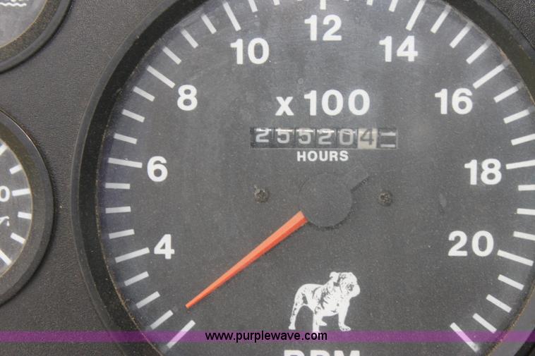 image for item I7357 1999 Mack CH613 dump truck