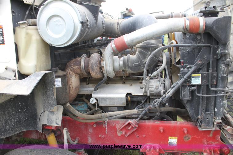 image for item I7357 1999 Mack CH613 dump truck