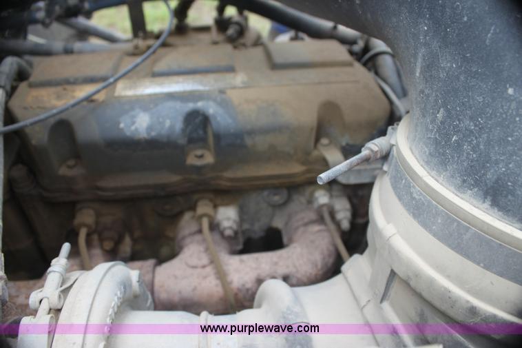 image for item I7357 1999 Mack CH613 dump truck